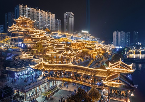 湖北宣恩：“四权融合”整体出让组合包拍出1.6亿元